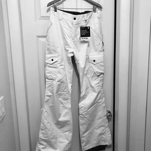Women’s white ski pants.  Burton - Size XL